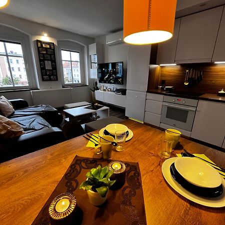 Apartament Crooked Stairs Zielona Gora  Exterior photo