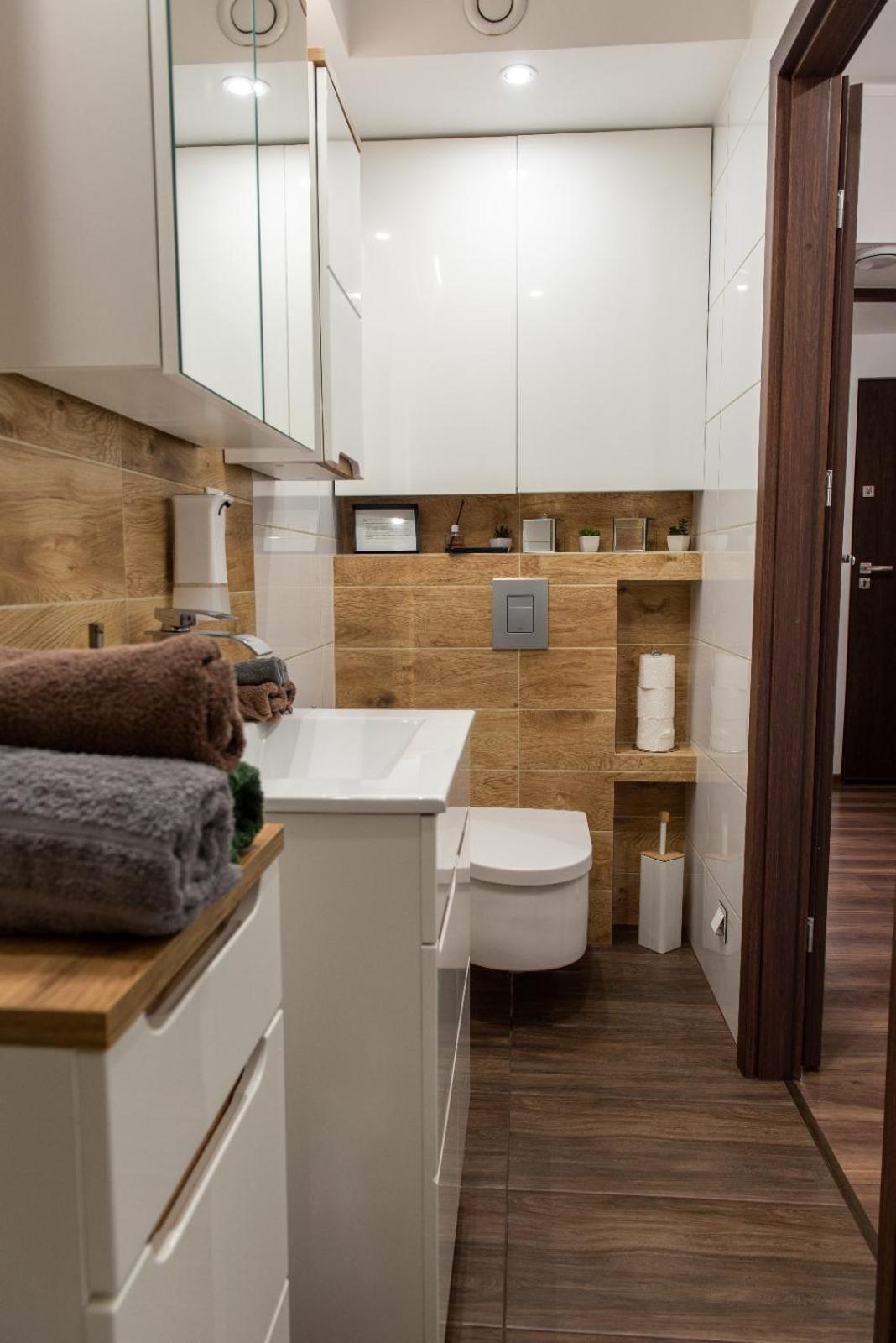 Apartament Crooked Stairs Zielona Gora  Exterior photo