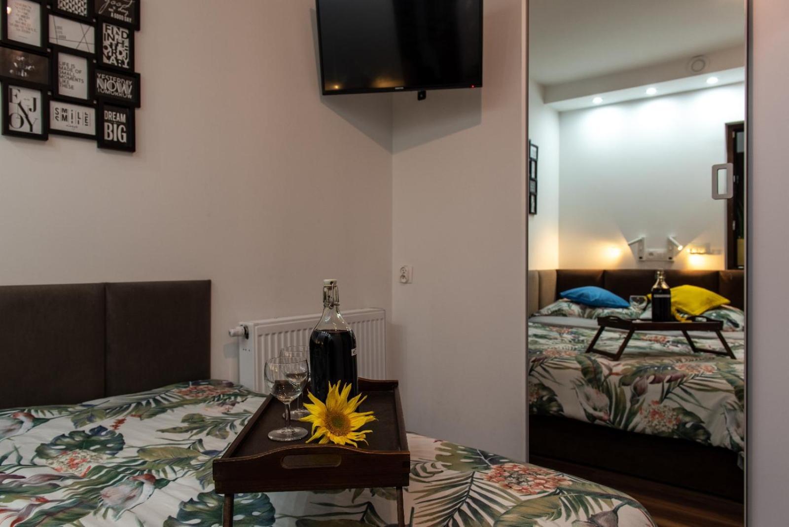 Apartament Crooked Stairs Zielona Gora  Exterior photo
