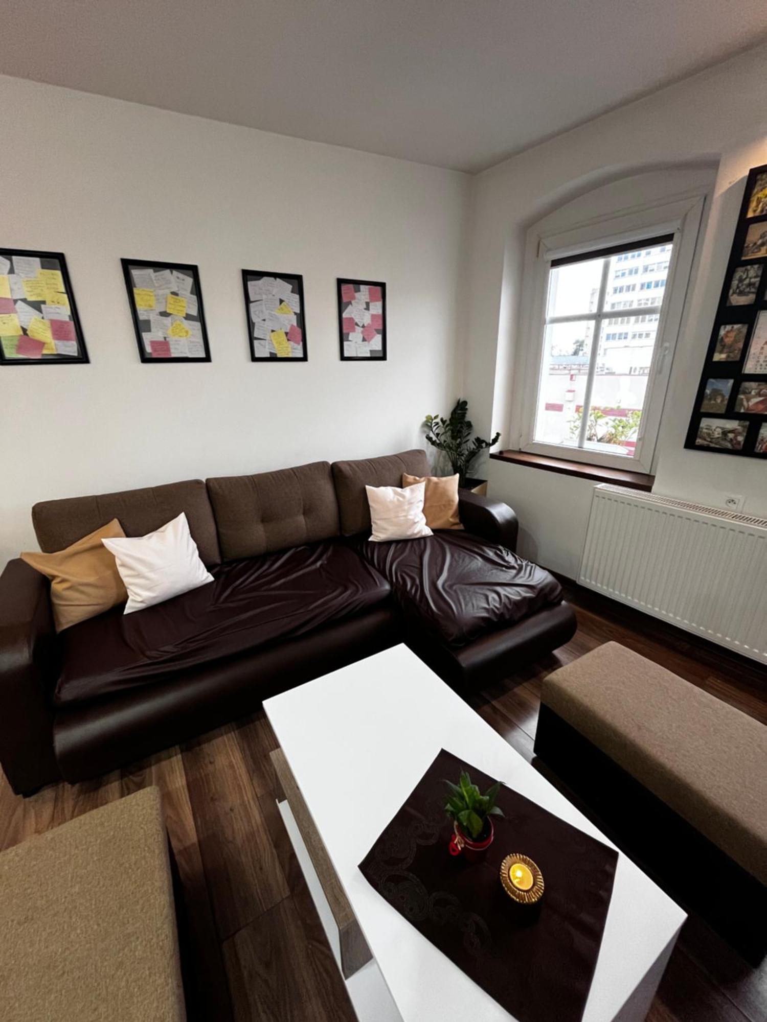 Apartament Crooked Stairs Zielona Gora  Exterior photo